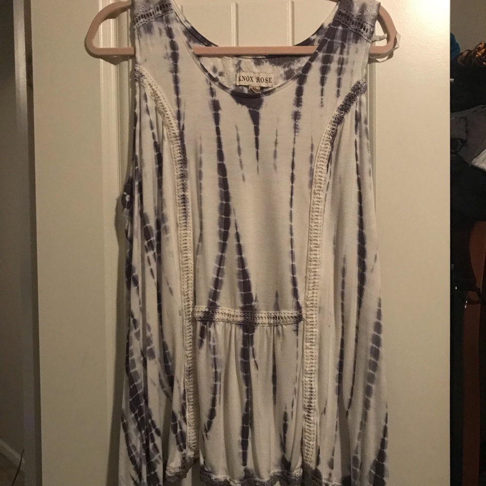 Tie die tank